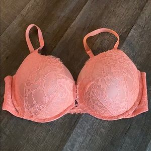Victoria’s Secret Very Sexy Push Up Bra